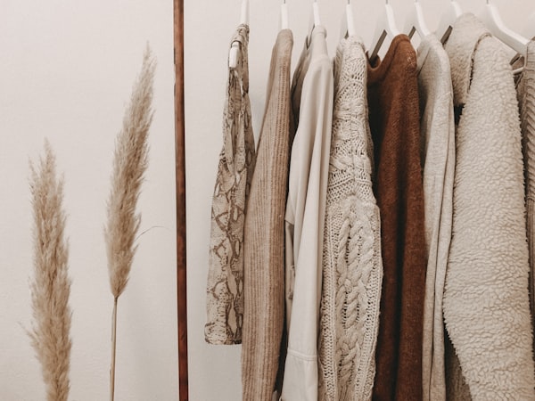 Capsule wardrobe style guide